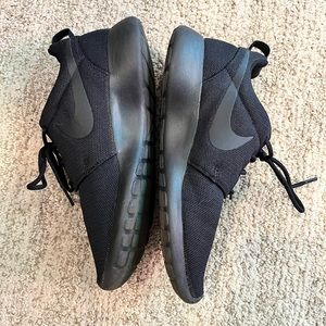 All Black Women’s Nike Sneakers